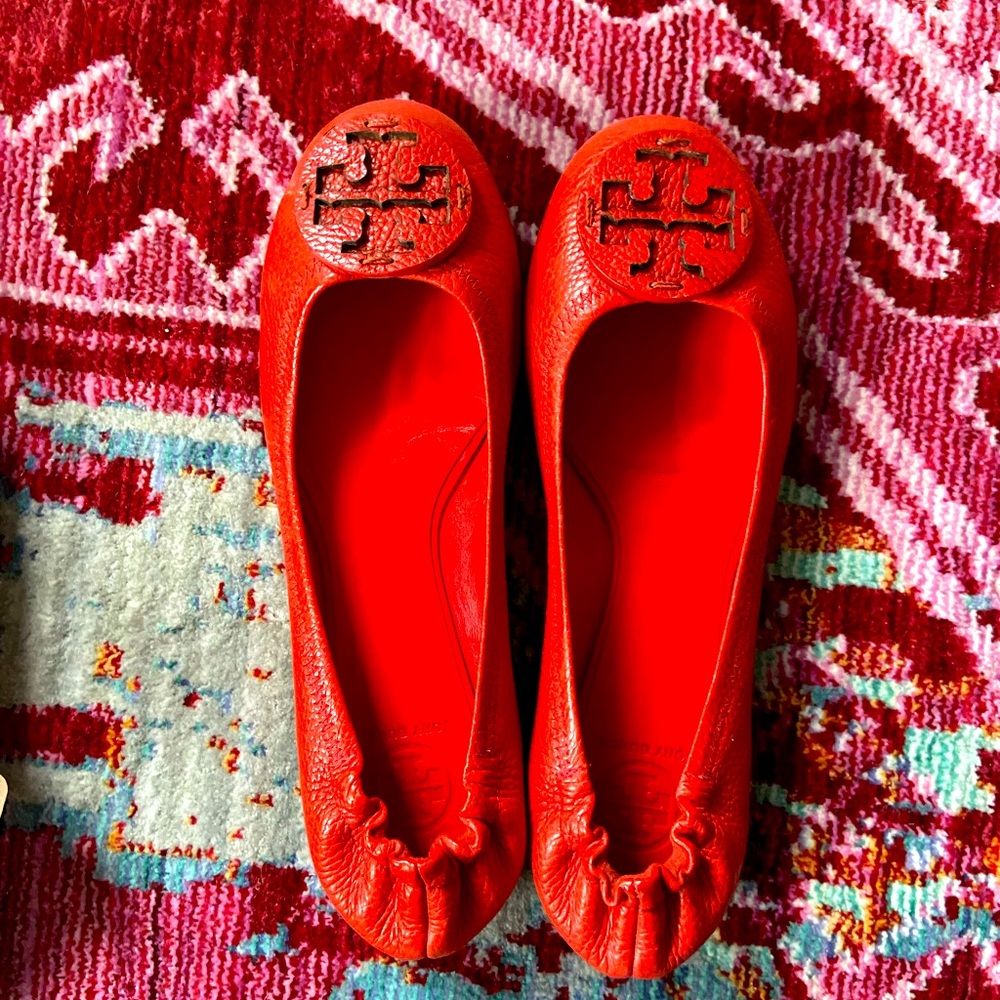 Size 9 Tory Burch flats.